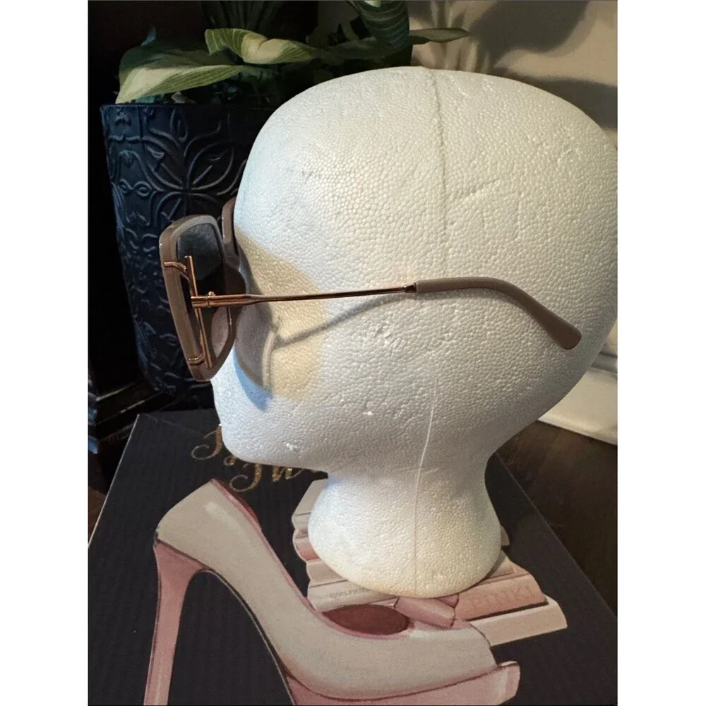 Women's Oversized Square Sunglasses in Taupe
